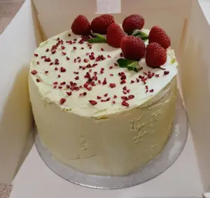 Homemade PISTACHIO & RASPBERRY Layered Cake order in Edinburgh